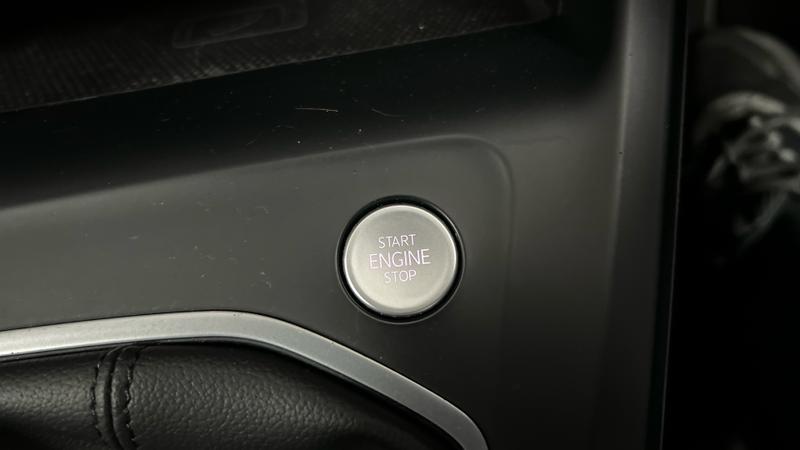Volkswagen Golf Photo cohere-ed2ba9564193a1ff7744e821b7cce64eb71131f0.jpg