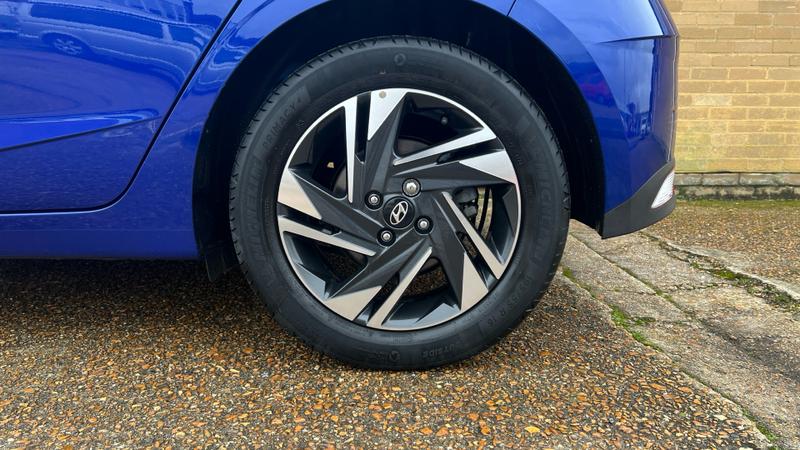 Hyundai i20 Photo cohere-ed347ddf007db04bee9f640c67978f5a8fe4ea40.jpg