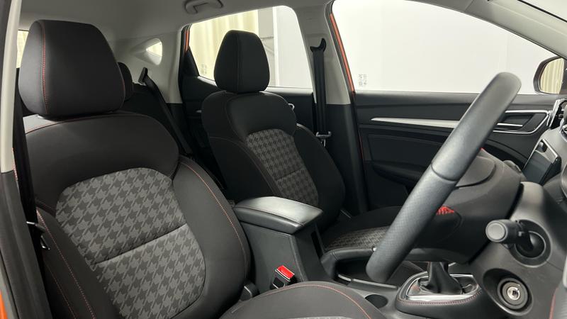 MG ZS Photo cohere-ed9438adb4a318a428380e76c5cbbd370b6e4ef2.jpg