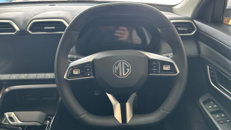 MG ZS Hybrid+ Photo cohere-ed98f3d2d7fae167170b4788eb53c624e97b0b1b.jpg