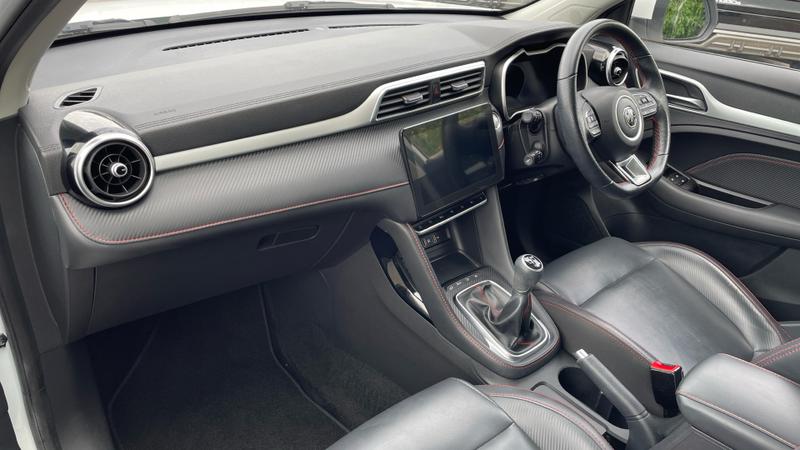MG ZS Photo cohere-ede38716e60b1fa73c70a94d2251c21c120d2429.jpg