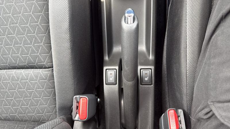 Suzuki SWIFT Photo cohere-edf04c35915f49d1db5d23cbdba3c2a8aa0969a5.jpg