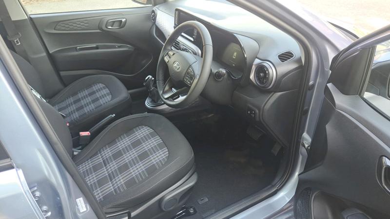 Hyundai i10 Photo cohere-ee267d4ce28fd81839319d183d464bc0432445e2.jpg