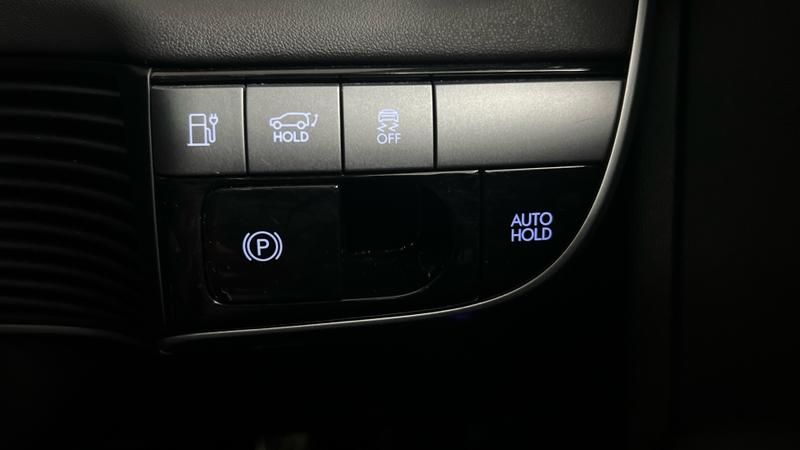 Hyundai IONIQ Photo cohere-ee2ff478b3639f81c340018fbf9ac1c34e066a7a.jpg