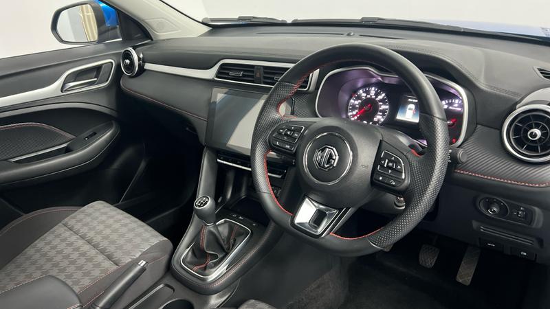 MG ZS Photo cohere-ee35c41421e3ac01226322ef2827c02a349aad58.jpg