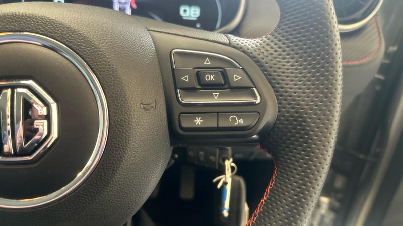 MG ZS Photo cohere-ee746af0aeac8c6de9bddf92fd24ace10e70c3f7.jpg