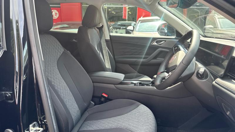 MG HS Hybrid+ Photo cohere-eea55bac0fb34aaeeb43349d534bec183e5a58ea.jpg