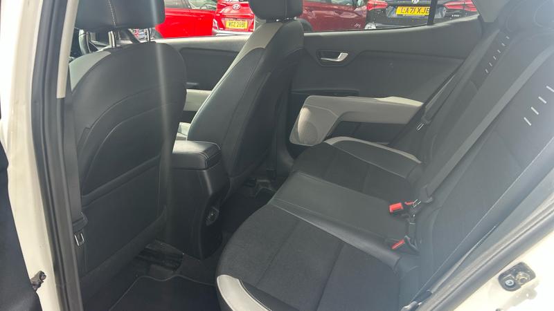 Kia Stonic Photo cohere-eea84bc4848a6e6a846445e36a5f0967b084c106.jpg