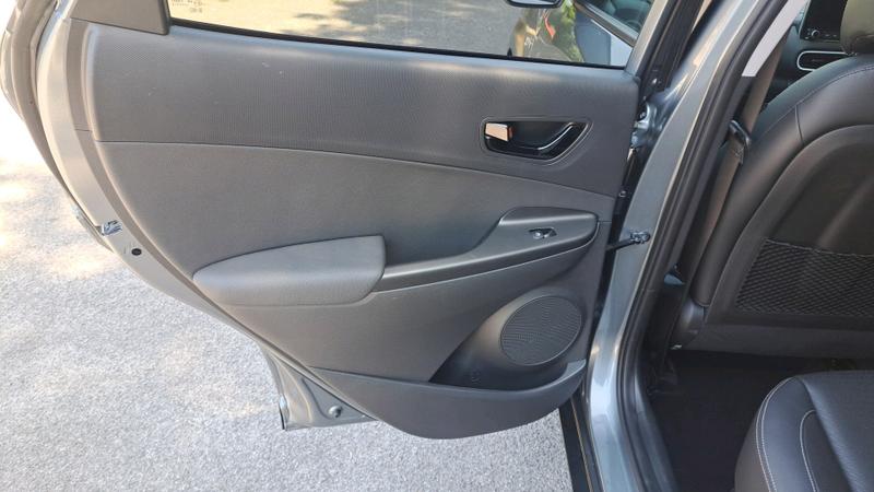Hyundai KONA Photo cohere-eeac686d8713afc3cdc5d5b08d1cae21dd7e84d0.jpg