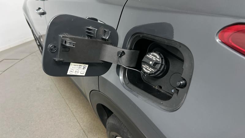 Kia Sportage Photo cohere-eebfbcbd688213a4d4f3f780dd5e4dd163de98d6.jpg