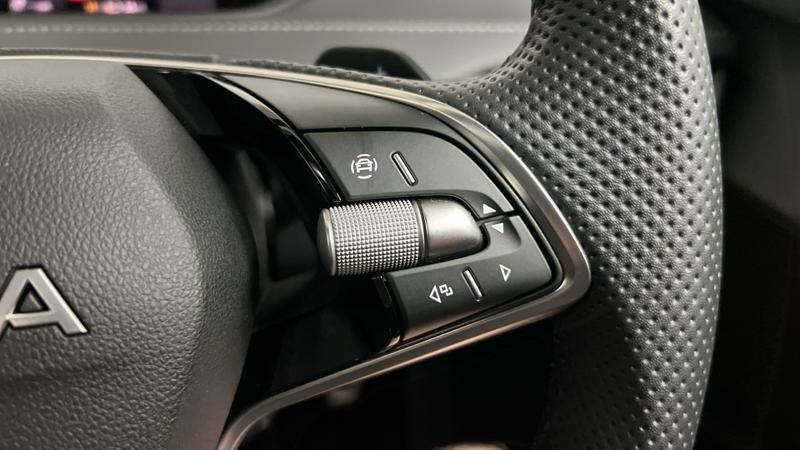 Skoda Enyaq Photo cohere-ef62969b241964c61a635ff2aebd92f5f4f691dd.jpg