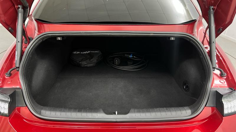 Hyundai IONIQ 6 Photo cohere-efee31e8e1d95efad9c04d3cfdf339e414ab5f6b.jpg