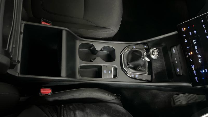 Hyundai TUCSON Photo cohere-f00483aaec65fad6e8e8fc051b879fe6f2c88b7b.jpg