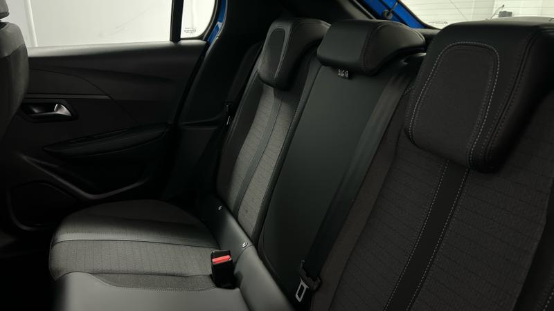 Peugeot 208 Photo cohere-f0154a34b51e7857f486aa88a32a153ba2adb45c.jpg