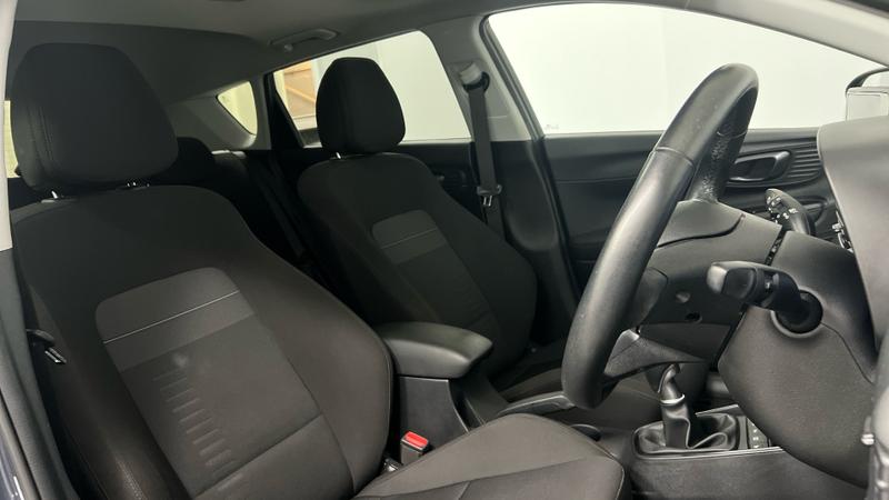 Hyundai BAYON Photo cohere-f02c1736846574f18597eb7a9b8a93a21ff1e46f.jpg