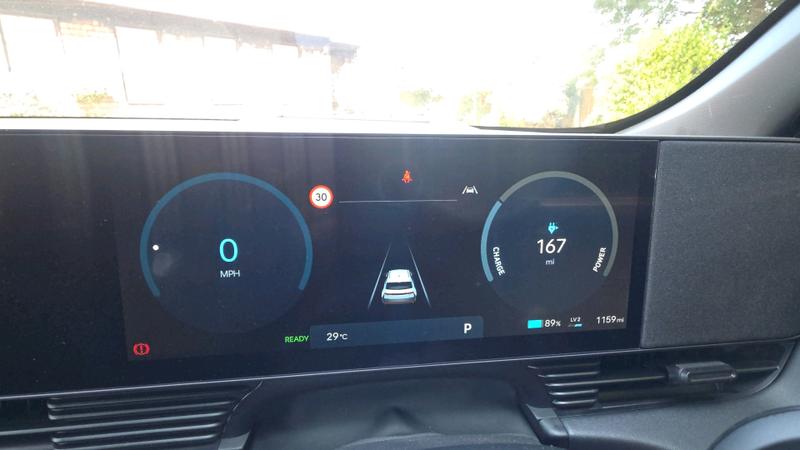 Hyundai IONIQ 5 Photo cohere-f12983da562809b5bed0ad377e272c7d27d92855.jpg