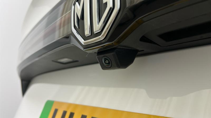 MG MGS5 EV Photo cohere-f241f30b41fe3cebaced77323fe5ccf3289c84d2.jpg