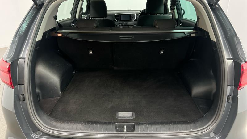 Kia Sportage Photo cohere-f2c74b6391bfe215f57df62bb123c8aa7e3551f8.jpg