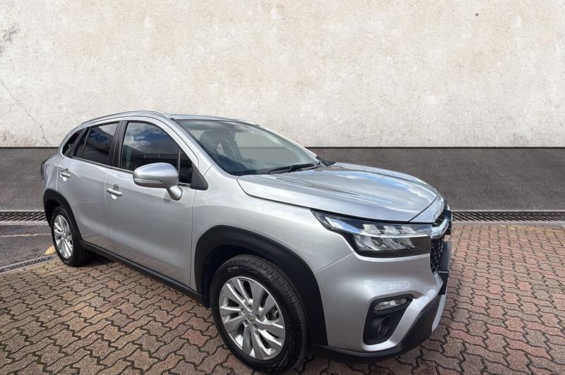 Suzuki S-Cross Photo cohere-f2ef5382f2b4103d943642965d5313a3675988d6.jpg