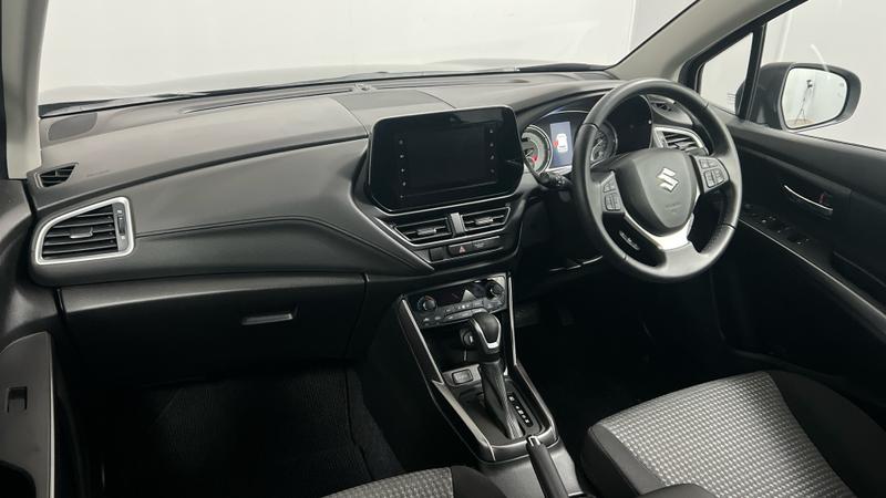 Suzuki S-CROSS Photo cohere-f34170c96f48ad3e125ce8bc79f68b6ce8cb3c1b.jpg