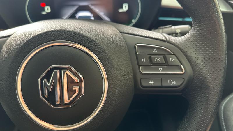 MG MG5 Photo cohere-f341c1c4066ce288adee49e587cca8050a445a0f.jpg