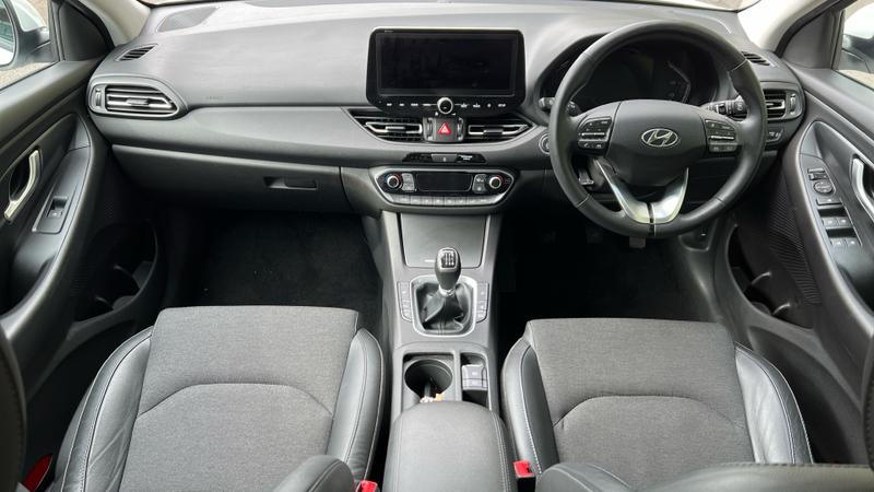 Hyundai i30 Photo cohere-f3e608b78e809392cab71e76057181e01ff690db.jpg