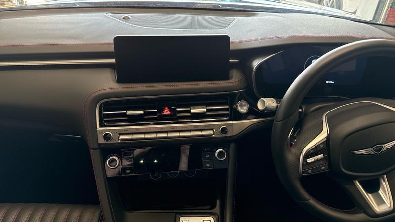 Genesis G70 Photo cohere-f452da4a993fbccf48f1956c7882d2facc9285cf.jpg