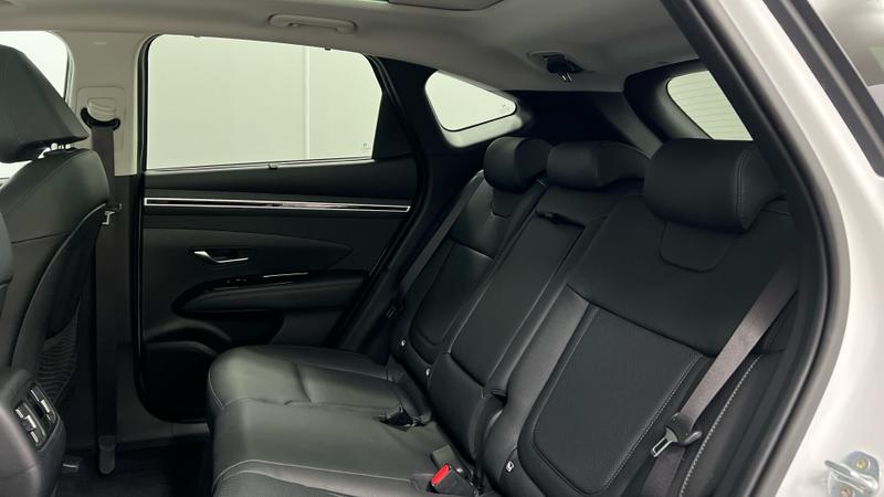Hyundai TUCSON Photo cohere-f46cca59cf0402ac8e0d2f2cc13c6b4d7b0d3b0f.jpg