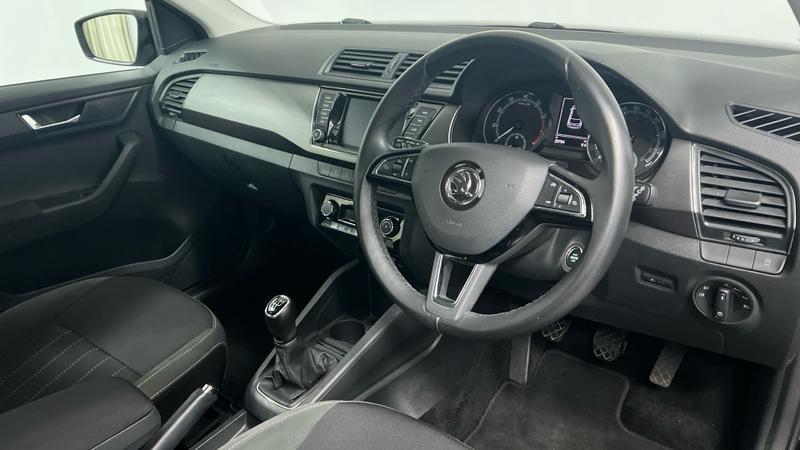 Skoda FABIA Photo cohere-f4b85196b26e8d30cbf624dbbfef8f183877e1a7.jpg