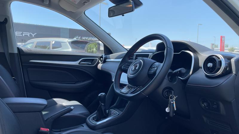 MG ZS Photo cohere-f4c0dea351281653feac5b3e31d986e4cd0f5ef9.jpg
