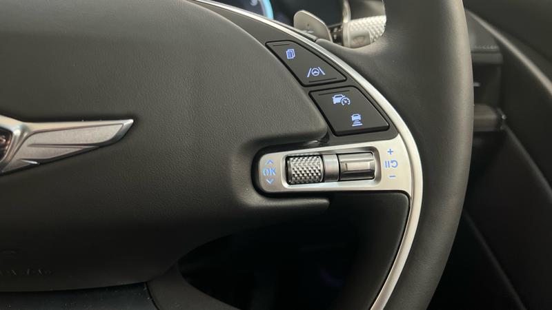 Genesis G80 Photo cohere-f4df3e422a34c39fd2b383bf3c9cf333d9feba23.jpg