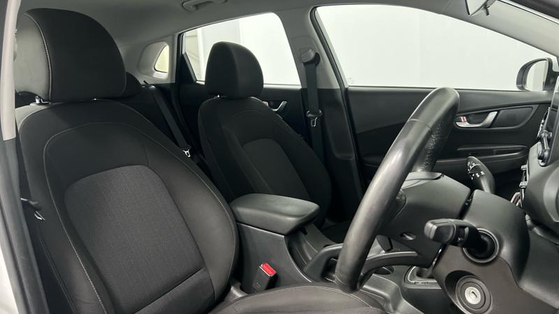 Hyundai KONA Photo cohere-f50b44e9dcfc5faea6f12770cfd2890d9c5470be.jpg