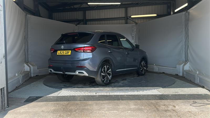 MG ZS Hybrid+ Photo cohere-f593d677caa14514eaa586bf552f67e0a8b872ad.jpg