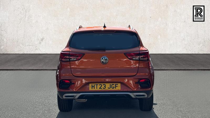 MG ZS Photo cohere-f5b2a5d2cfe44d66046bc28dd2486c1e7eecc1e8.jpg