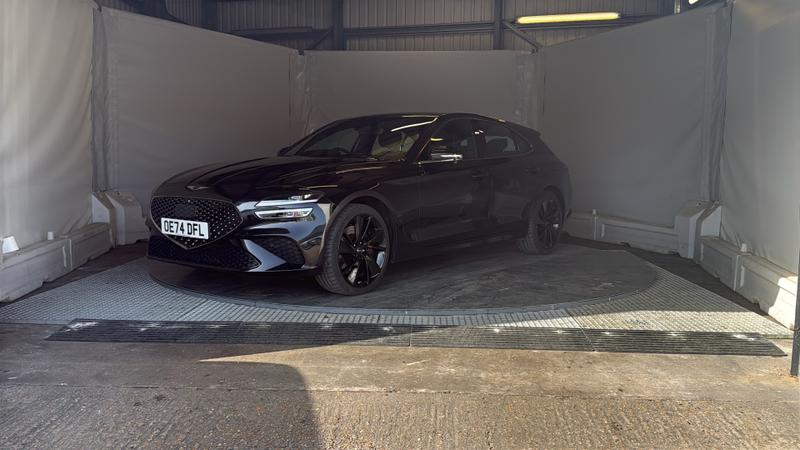 Genesis G70 Photo cohere-f67f448ad405c178277bb0c35b612f75e2a0fa95.jpg