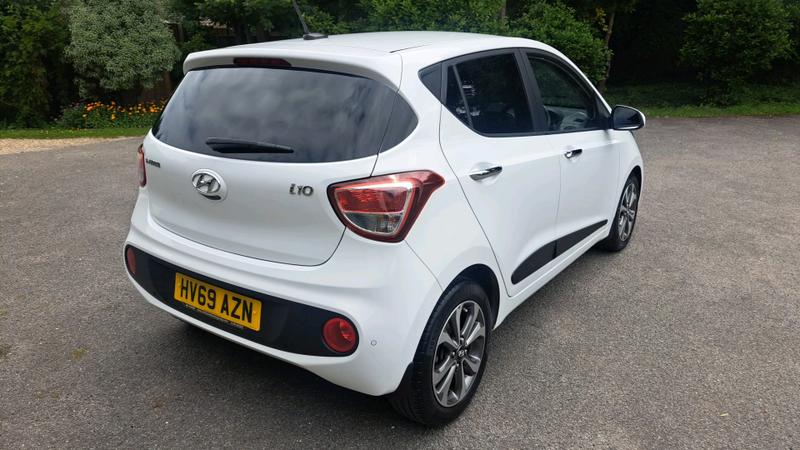 Hyundai i10 Photo cohere-f6d9db1492faef5c7ccddeeb9177c802bc922a6c.jpg
