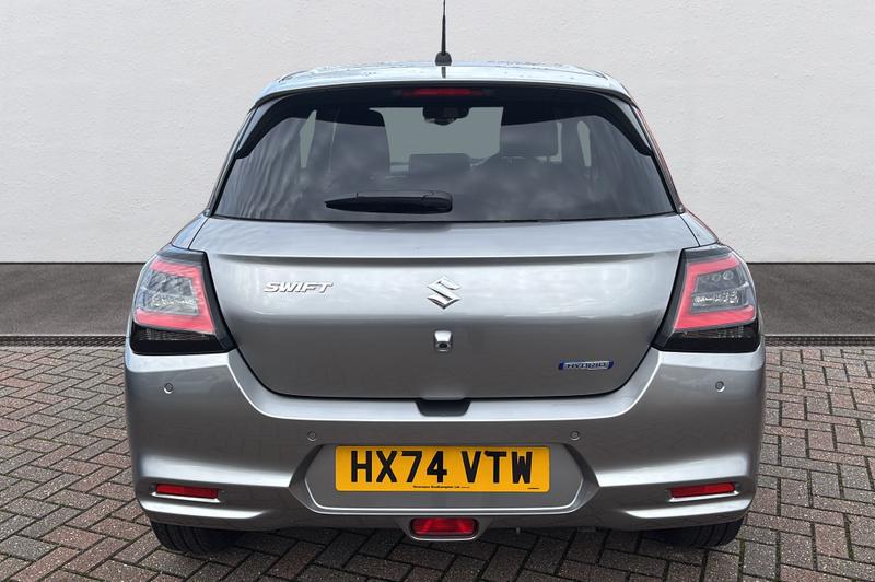 Suzuki Swift Photo cohere-f6dfd2c0d17f225e58a8180f40e5baed35a8d1fa.jpg