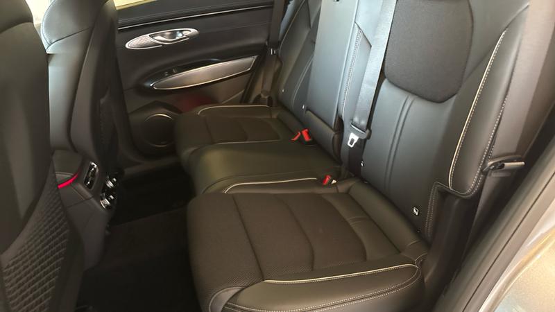 Genesis GV70 Photo cohere-f6eef35f34016bd3f7aa818dfe531c2ac0b5b1d3.jpg