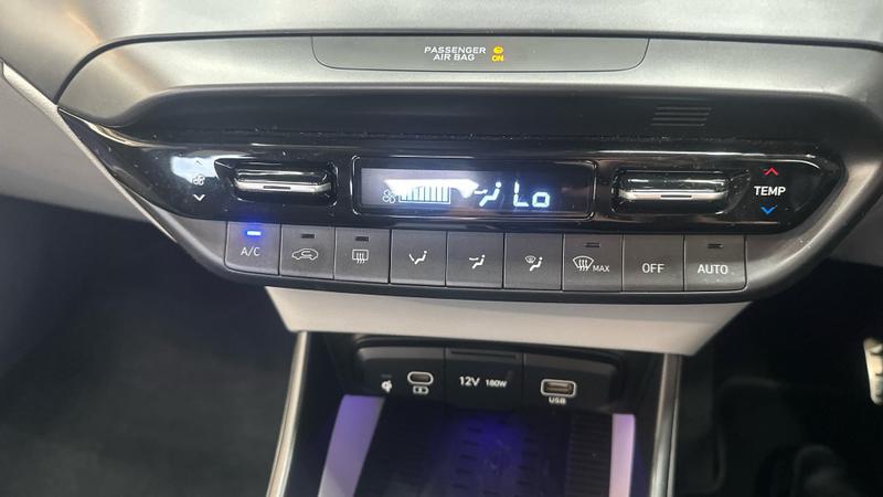 Hyundai bayon Photo cohere-f841f964d8e3802d551b26bbd0ff2aedc9b8f8c4.jpg