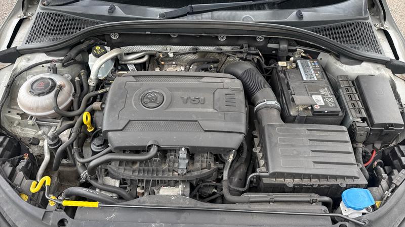 Skoda Octavia Photo cohere-f8724b89ce967010f11711c4ca60ee2ea276d111.jpg