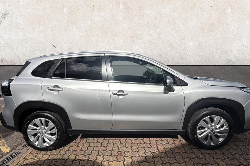 Suzuki S-Cross Photo cohere-f921ff2e1bfedaaf94a87a10e75d4481739e1795.jpg