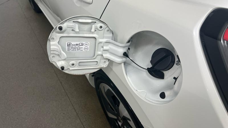 Suzuki SWIFT Photo cohere-f9b809601c655fdc8a738365c3b1091458a16085.jpg