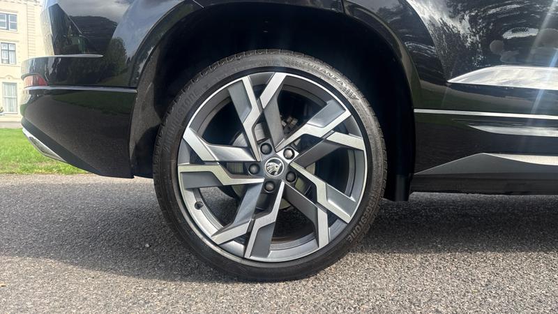 Skoda KAROQ Photo cohere-fa2570d1cfbe75640b1af4e1321f44bd1320049d.jpg
