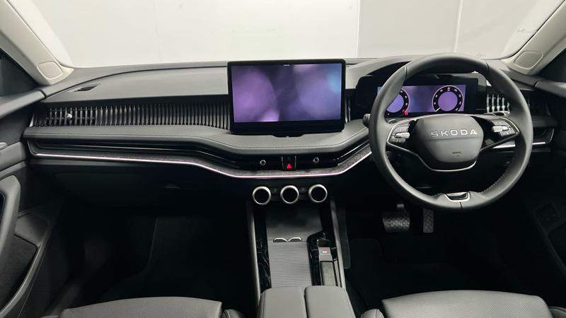 Skoda SUPERB Photo cohere-fa336375e5e7bcfe97a51c5421d3bbb1c101635e.jpg