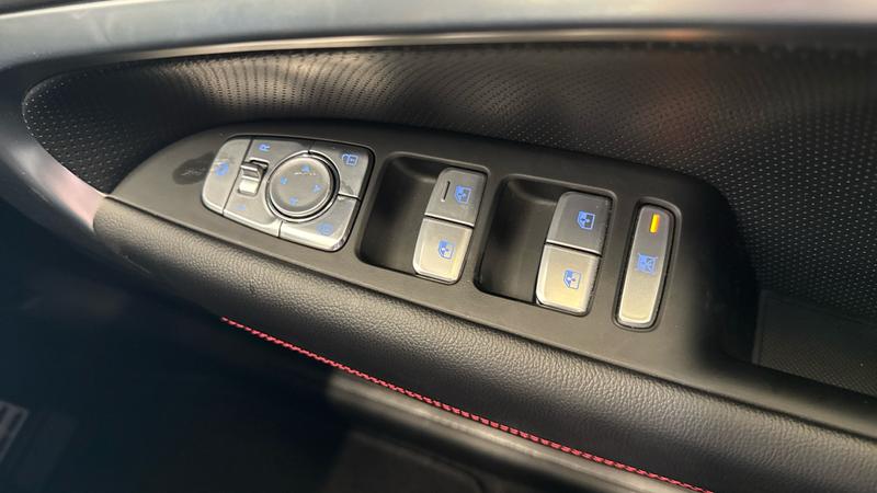 Genesis G70 Photo cohere-fb30a55a90d9a784c5e0a22a25c03a1a3fde8926.jpg