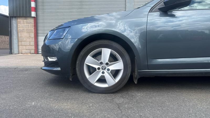 Skoda OCTAVIA Photo cohere-fb37929c3def144091ecc86421e134f86f89911b.jpg