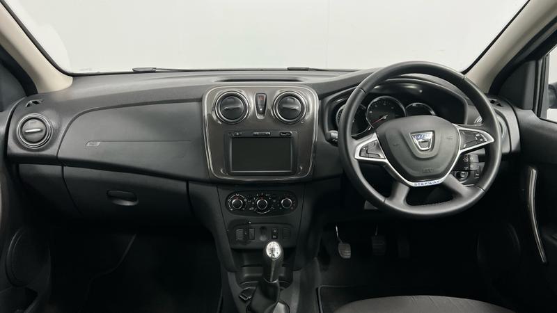 Dacia SANDERO STEPWAY Photo cohere-fb774bb4a43b954e1ed76499a93e19da5c849ea1.jpg