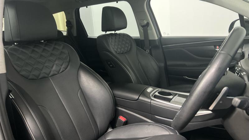 Hyundai Santa Fe Photo cohere-fc2ab3de82052d24a765eea66fb59df6b7d06420.jpg