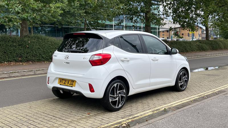 Hyundai i10 Photo cohere-fc9ba8eecc1d0a98539e011557ce800c997fa5a7.jpg