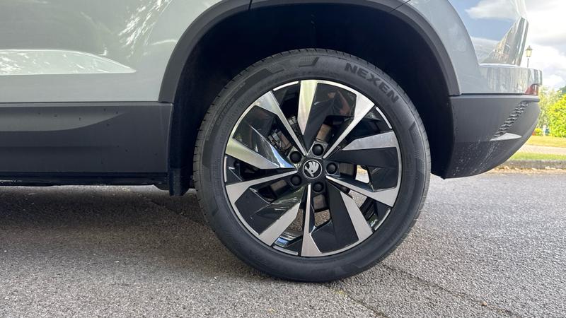 Skoda KAROQ Photo cohere-fcaf034d786f2fa3ebd5a904682bf4f8cda221c6.jpg